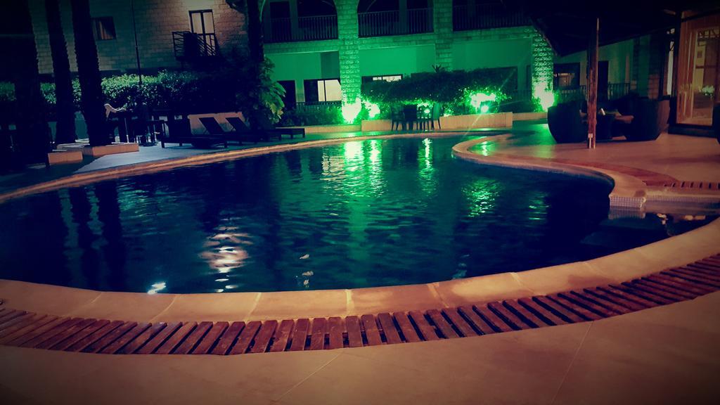 Riviera Taouyah Hotel Конакрі Екстер'єр фото